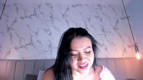Snapshot of amber_santtana chatting on November 21, 10:41 pm Amber online show from November 21, 10:41 pm