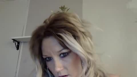 Snapshot of amberdesmond722 chatting on May 23, 6:29 am Kaligirll online show from May 23, 6:29 am