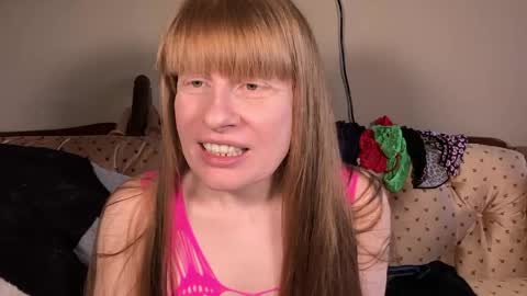 Amberglo Anderson online show from May 31, 2:46 pm