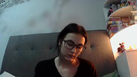Snapshot of amberispurple chatting on January 3, 6:57 pm AmberIsPurple online show from January 3, 6:57 pm