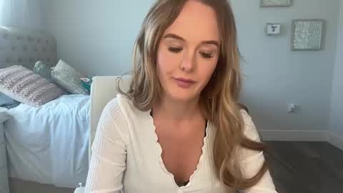 Snapshot of amberjayxox0 chatting on October 30, 8:20 pm Amber online show from October 30, 8:20 pm