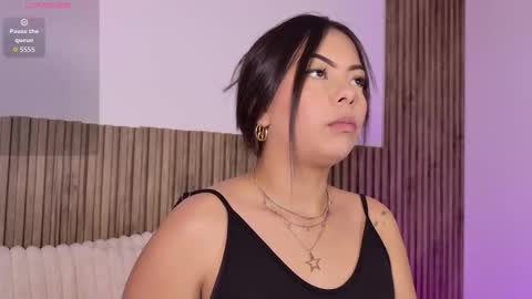 Amber online show from December 5, 5:53 pm