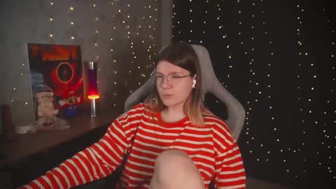 Snapshot of amberlyyy chatting on December 2, 3:34 am my name is Sonya but you can call me your favorite girl 3 online show from December 2, 3:34 am