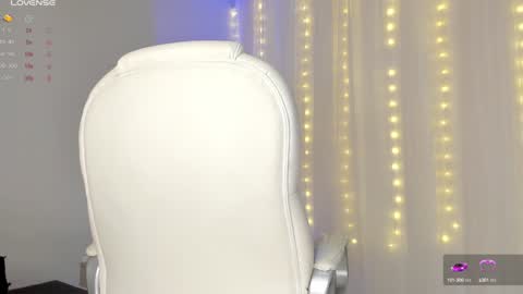 Snapshot of ambermiller04 chatting on December 28, 2:42 pm Amber online show from December 28, 2:42 pm