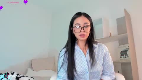 Snapshot of ambermiller04 chatting on October 8, 8:28 pm Amber online show from October 8, 8:28 pm