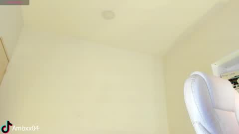 Amber online show from February 9, 1:15 pm