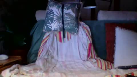 Amberr11 online show from December 24, 12:22 am