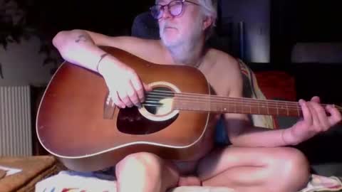 Amberr11 online show from November 30, 12:25 am