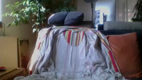 Amberr11 online show from March 18, 9:12 am