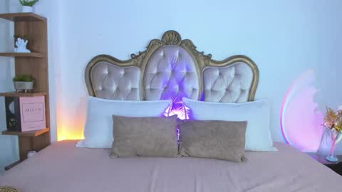 Snapshot of amberweest chatting on December 3, 11:58 pm Amber online show from December 3, 11:58 pm