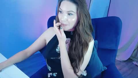 AmbraEnm online show from October 19, 8:31 pm