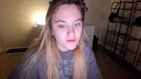 ambrosia__ online show from September 29, 1:05 pm