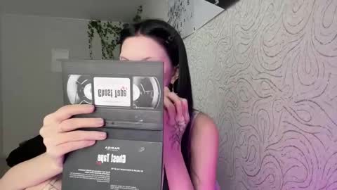 Snapshot of ameeludkowski chatting on November 28, 11:24 am Alica online show from November 28, 11:24 am