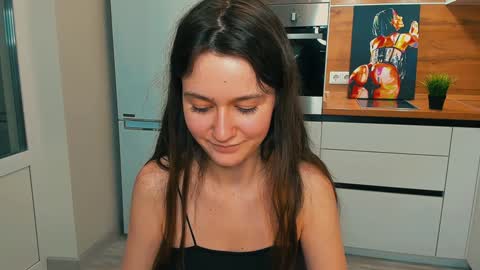 Snapshot of ameli_moon chatting on December 15, 4:59 pm Eileen online show from December 15, 4:59 pm