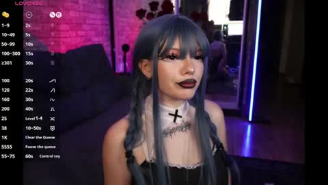 Amelia Aley  online show from July 26, 8:54 am