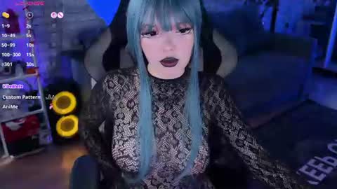 Amelia Aley  online show from July 30, 10:25 am