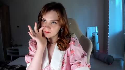 Amelia online show from June 12, 1:04 am