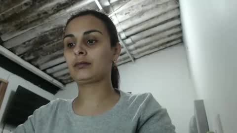 Snapshot of amelia_exotic chatting on November 24, 5:07 am amelia online show from November 24, 5:07 am