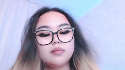 Snapshot of amelia_sunlight chatting on June 29, 3:56 pm Amelia online show from June 29, 3:56 pm