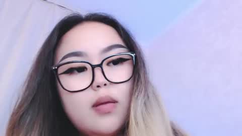 Snapshot of amelia_sunlight chatting on July 2, 4:46 pm Amelia online show from July 2, 4:46 pm