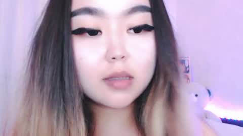 Snapshot of amelia_sunlight chatting on July 16, 9:32 pm Amelia online show from July 16, 9:32 pm