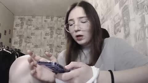 Snapshot of ameliakamishiro chatting on February 3, 4:52 pm Amelia online show from February 3, 4:52 pm