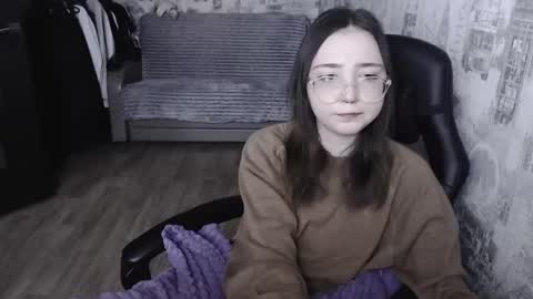 Snapshot of ameliakamishiro chatting on February 15, 12:11 pm Amelia online show from February 15, 12:11 pm