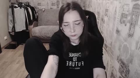 Snapshot of ameliakamishiro chatting on March 7, 7:05 pm Amelia online show from March 7, 7:05 pm