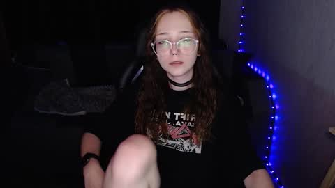 Snapshot of ameliakamishiro chatting on October 10, 7:02 pm Amelia online show from October 10, 7:02 pm