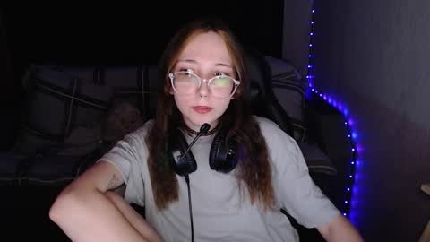 Snapshot of ameliakamishiro chatting on October 14, 9:15 pm Amelia online show from October 14, 9:15 pm