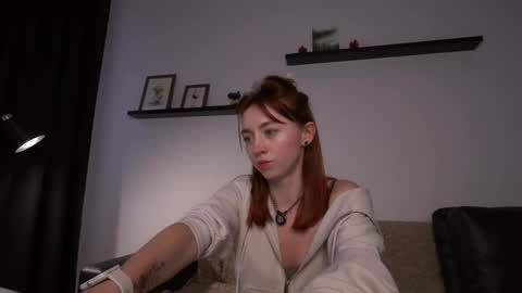 Amelia   online show from October 21, 3:02 pm