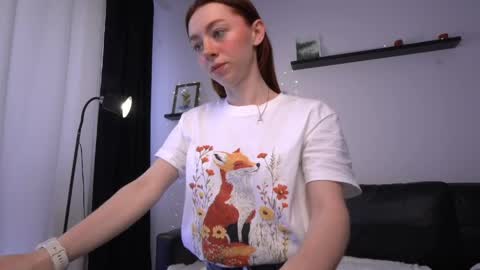 Snapshot of ameliamber0 chatting on May 5, 3:53 pm Amelia online show from May 5, 3:53 pm