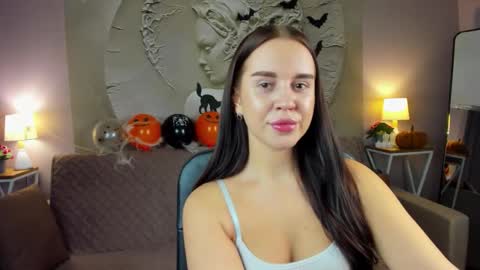 Snapshot of ameliaroyale chatting on October 26, 11:16 am My name is Amelia online show from October 26, 11:16 am