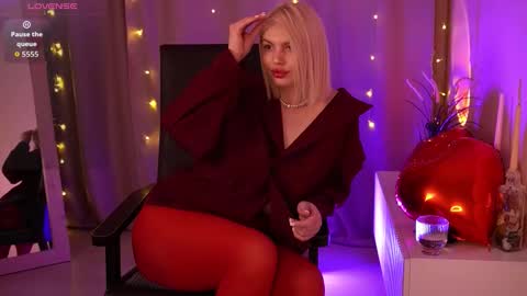  Amelia  online show from February 12, 6:08 am