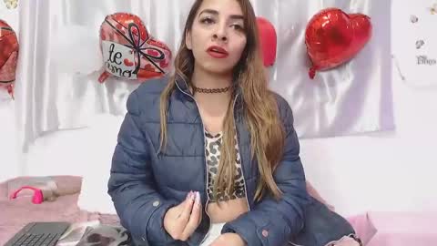 amelie brown online show from February 19, 9:25 pm