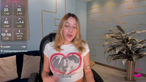 Amelie Graham online show from December 27, 2:22 pm