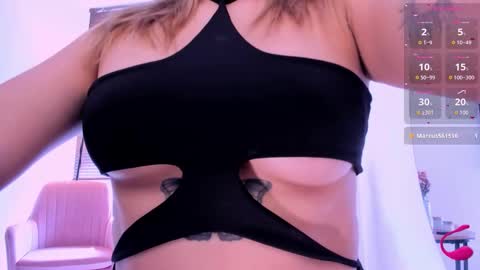 Amelie Graham online show from November 25, 2:17 pm