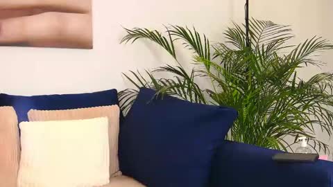 Amelie online show from May 3, 3:12 am