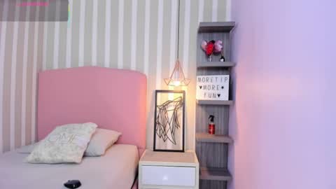 Victoria online show from September 25, 7:39 pm