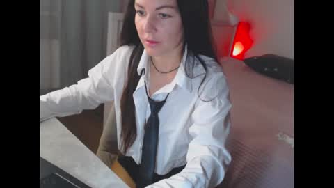 amelinamersi online show from September 13, 4:18 pm