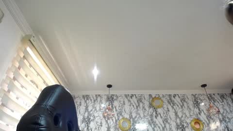 Amell Thomson online show from January 22, 5:38 pm