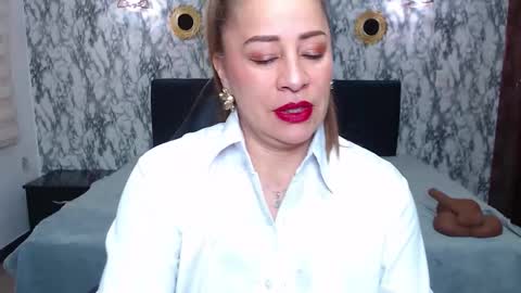 Amell Thomson online show from October 15, 11:32 am