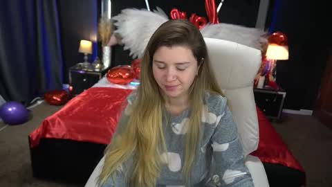 amellymillyy online show from February 11, 6:51 am