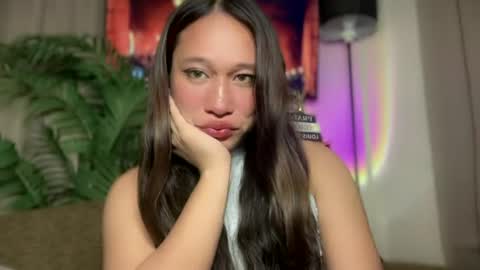 Snapshot of amera_slut chatting on July 3, 8:15 pm amera_slut online show from July 3, 8:15 pm