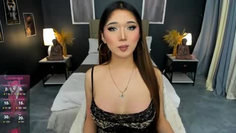 Claire online show from May 11, 10:21 am