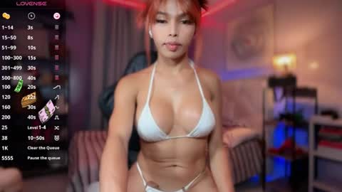 Snapshot of amethyst_ts chatting on July 13, 4:26 am AMETHYST look at my BIO online show from July 13, 4:26 am