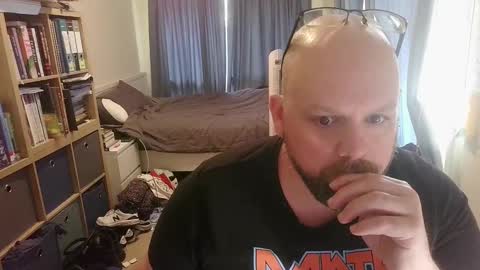 Snapshot of amf_1982 chatting on December 10, 10:58 pm Andy online show from December 10, 10:58 pm