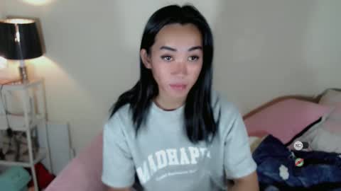 Snapshot of ami_lewis chatting on September 29, 3:50 pm JOANNA online show from September 29, 3:50 pm