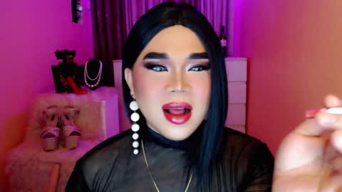 Queen Mireska online show from December 31, 8:48 am