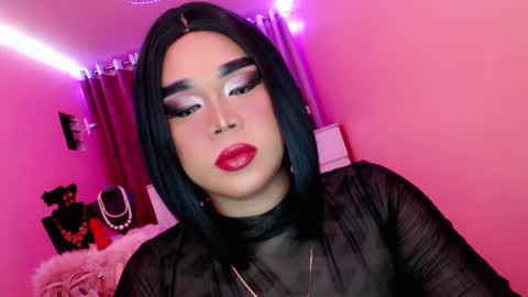 Queen Mireska online show from March 5, 3:07 pm